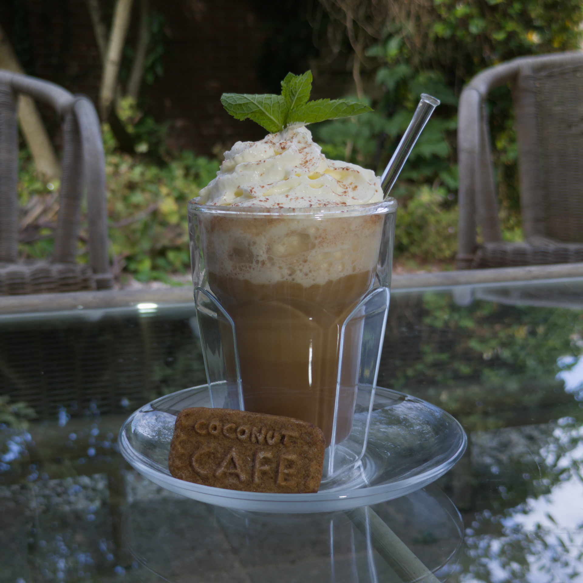Coconut Mall Mocha